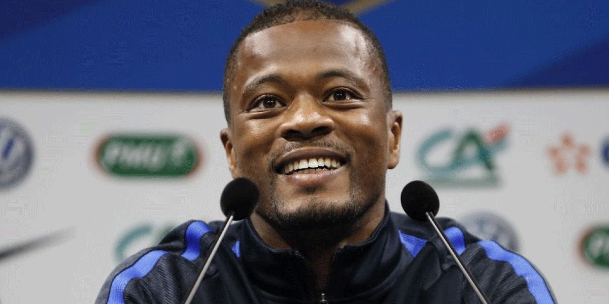 Patrice Evra Mengenang Masa Lalu di Manchester United